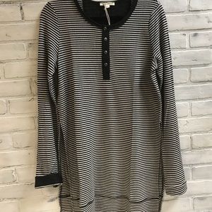 Black & White Strip Top